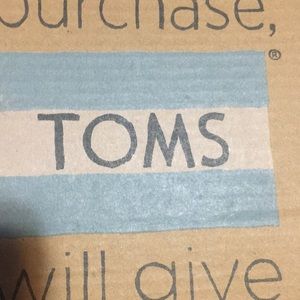 Women’s classic canvas Toms